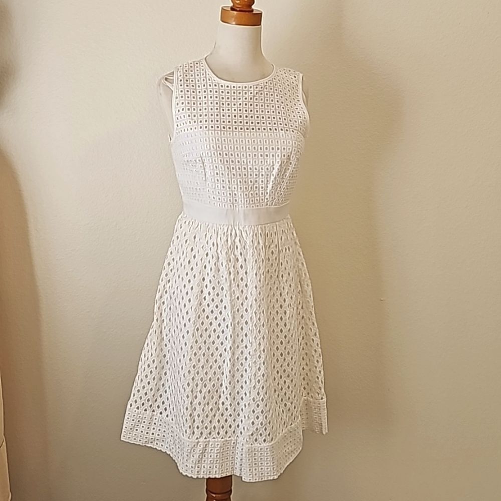 Eliza J white fully lined eyelet dress size 6‎
